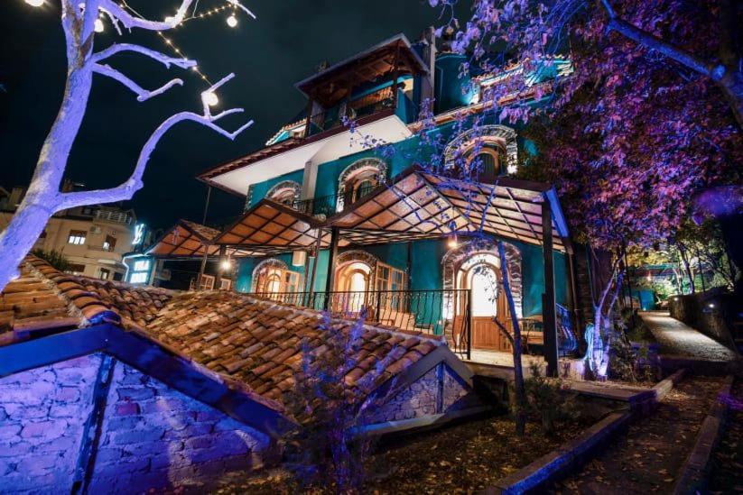 Vila Eden Boutique Hotel Корча Экстерьер фото