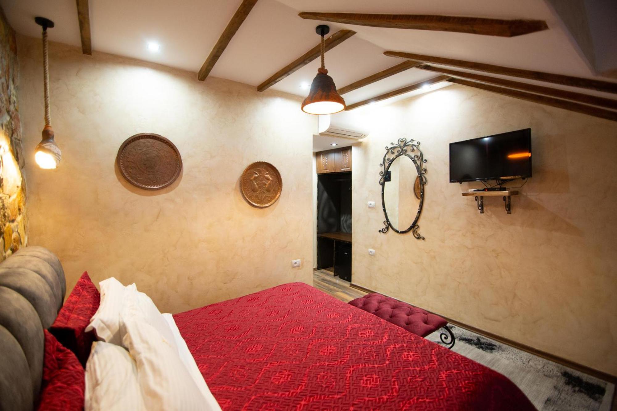Vila Eden Boutique Hotel Корча Номер фото