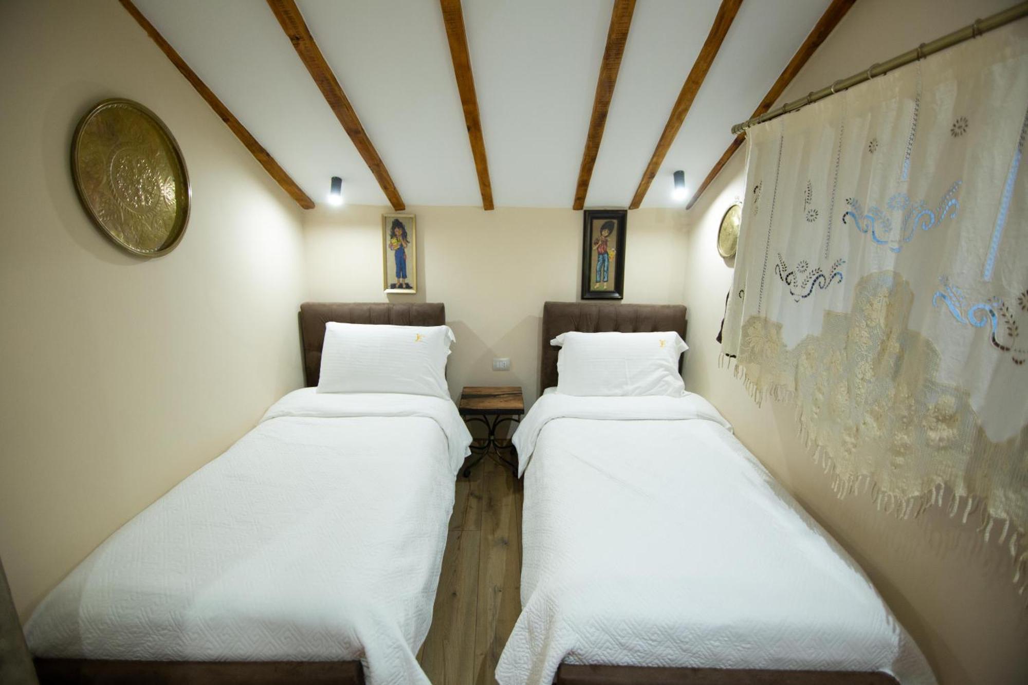 Vila Eden Boutique Hotel Корча Номер фото